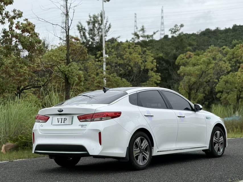 2018 Kia K5 New Energy 2.0L Zhixiang Edition -CG1702420