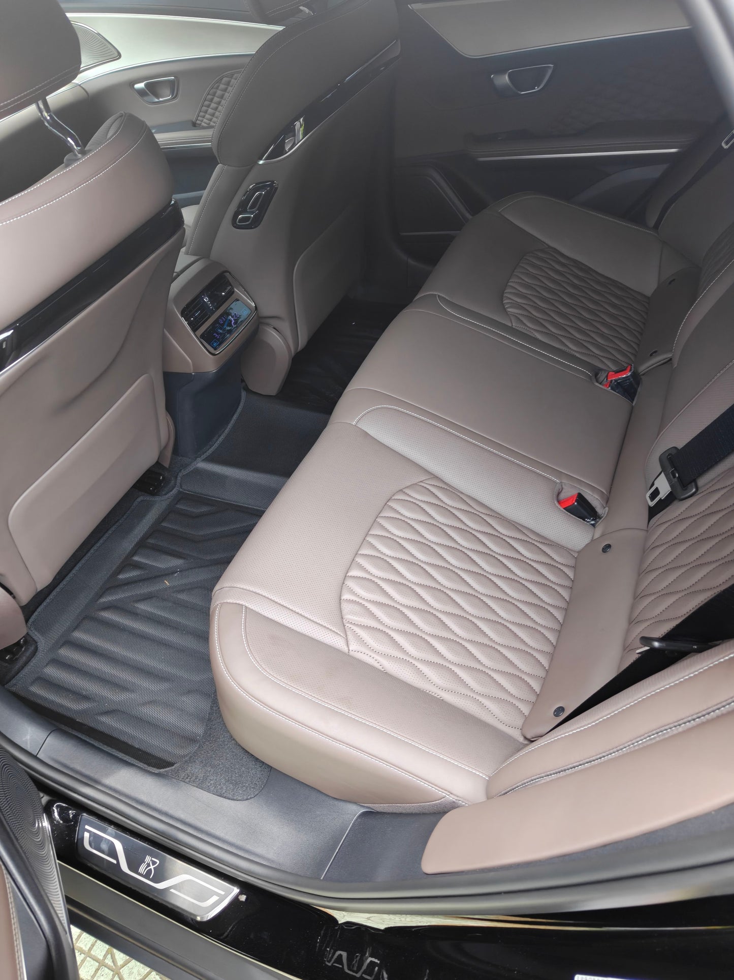 2024 Han DM-i Glory Edition 121KM Premium -CG1702469