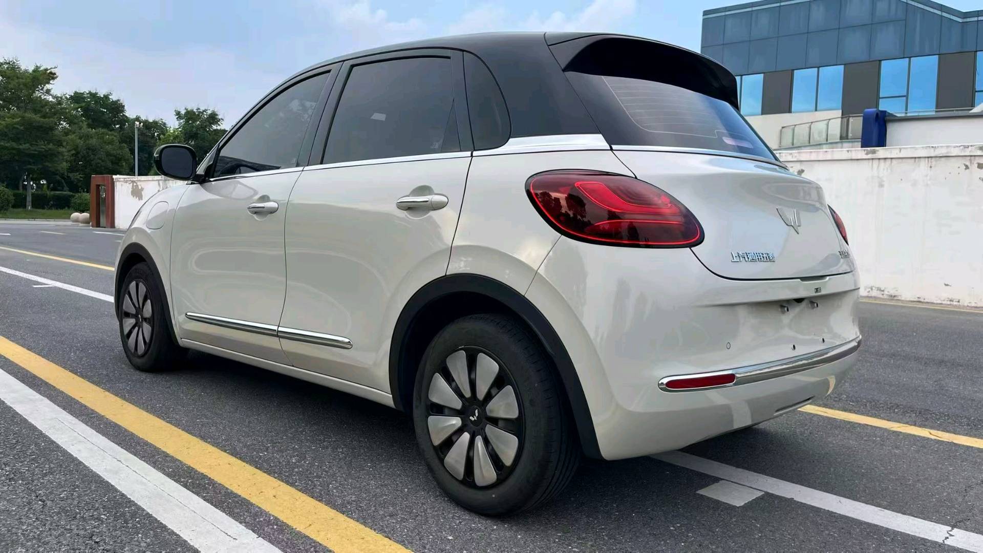 2023 Wuling Bingo Electric 333km Lingxi Connect+ -CG1702530