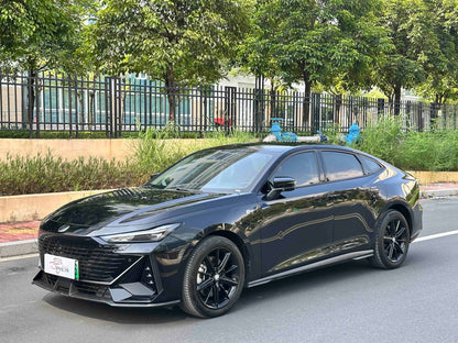 2023 Changan UNI-V iDD 1.5T Electric Three-Clutch 113km Zhiku -CG1702566
