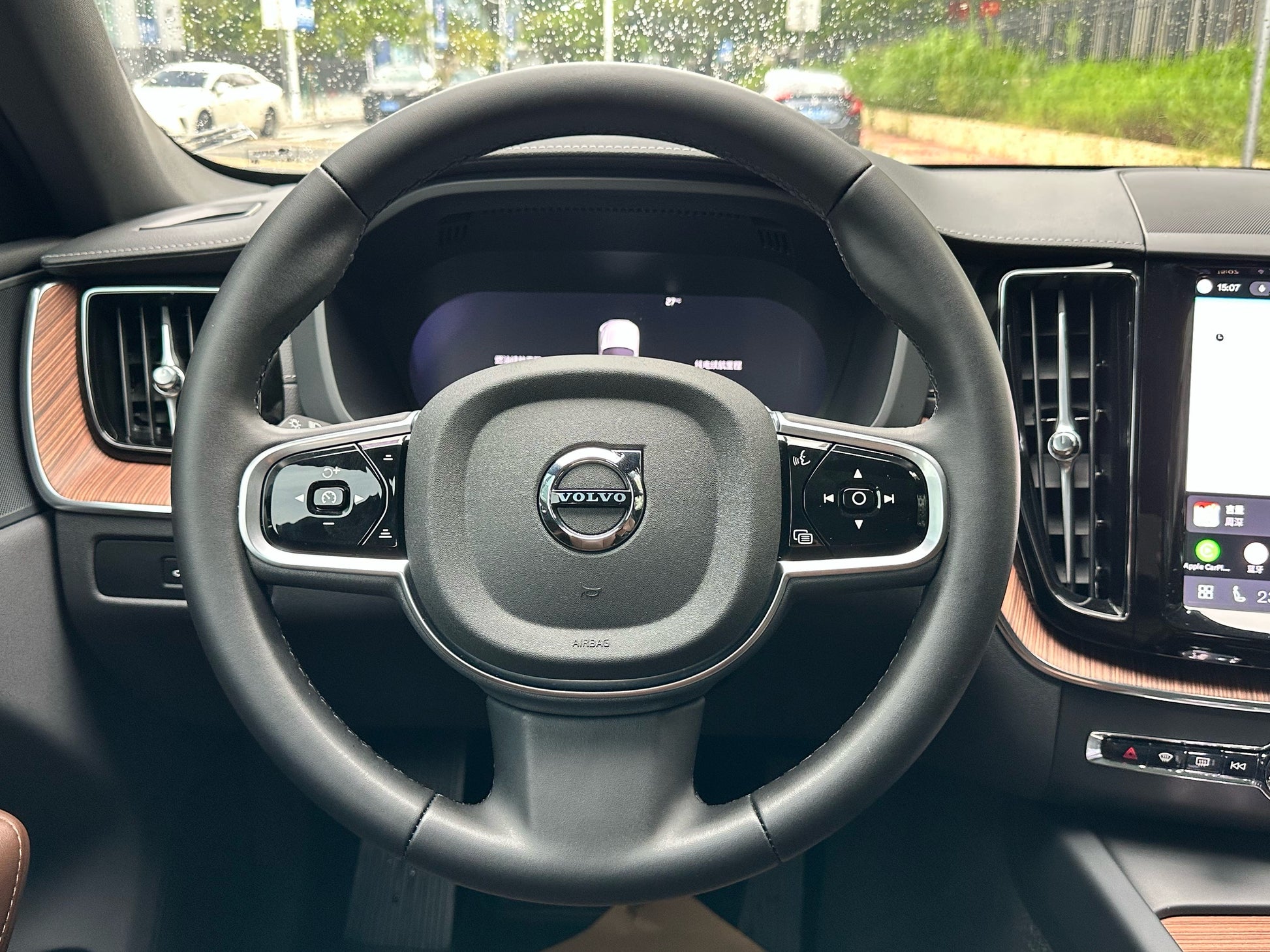 2024 Volvo XC60 New Energy T8 Plug-in Hybrid Long Range AWD Zhiya Luxury Edition -CG1702579