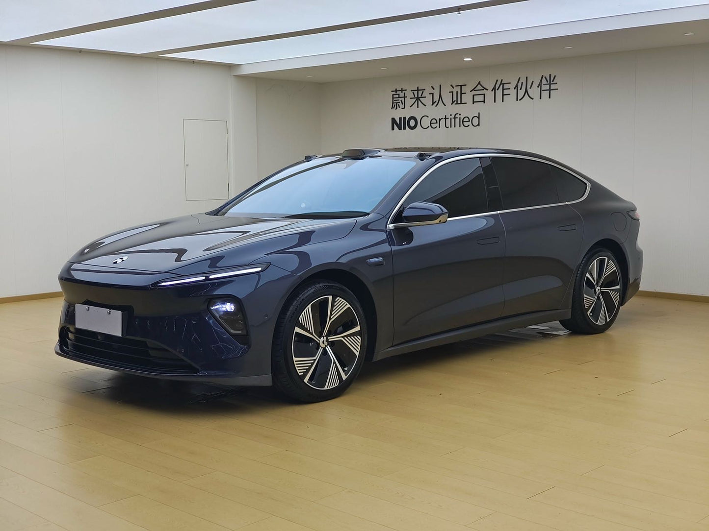 2024 Nio ET7 75kWh Executive Edition -CG1703367