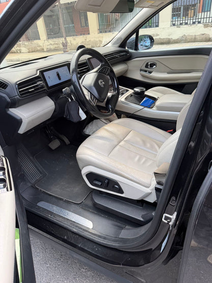 2018 NIO ES8 Electric Founder Edition -CG1703391