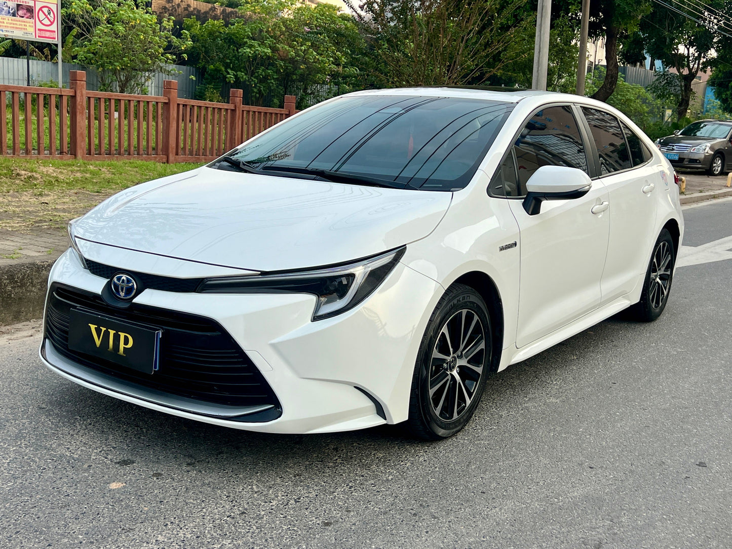 2023 Levin Intelligent Hybrid 1.8L Leading Edition -CG1703588