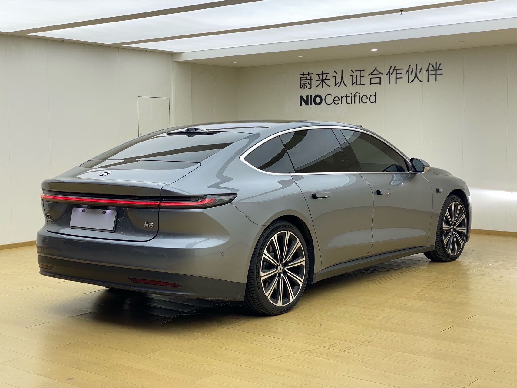 2024 NIO ET7 75kWh Executive Signature Edition -CG1703875