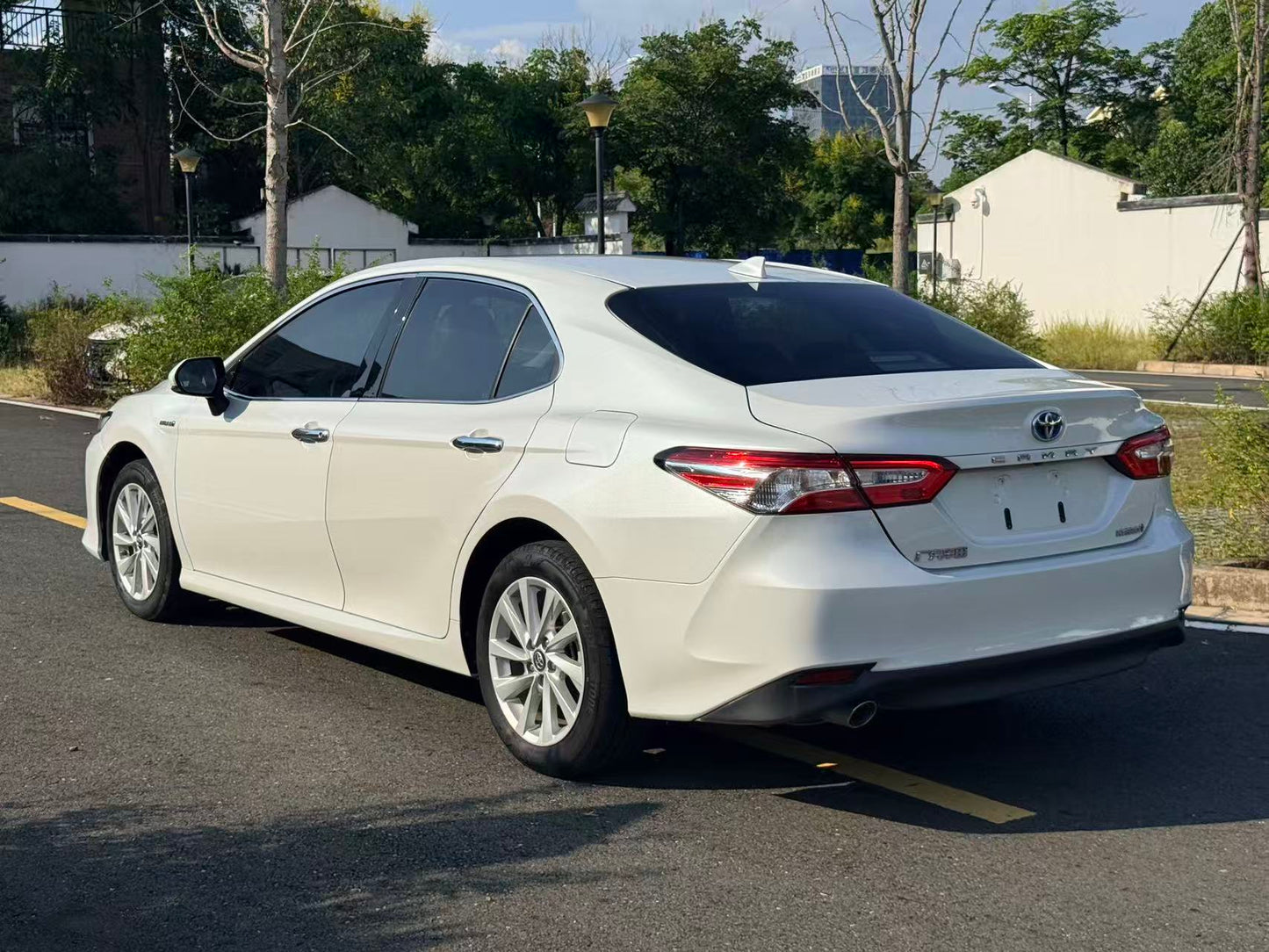 2023 Toyota Camry 2.5L CVT Hybrid HG Deluxe -CG1703645