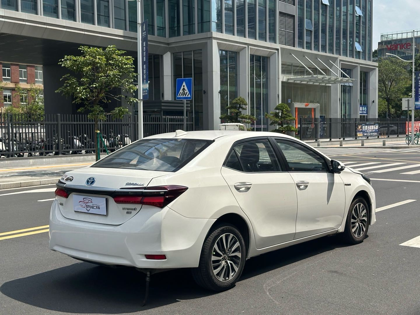 2017 Toyota Corolla 1.8L CVT Hybrid Leading Edition Facelift -CG1703740