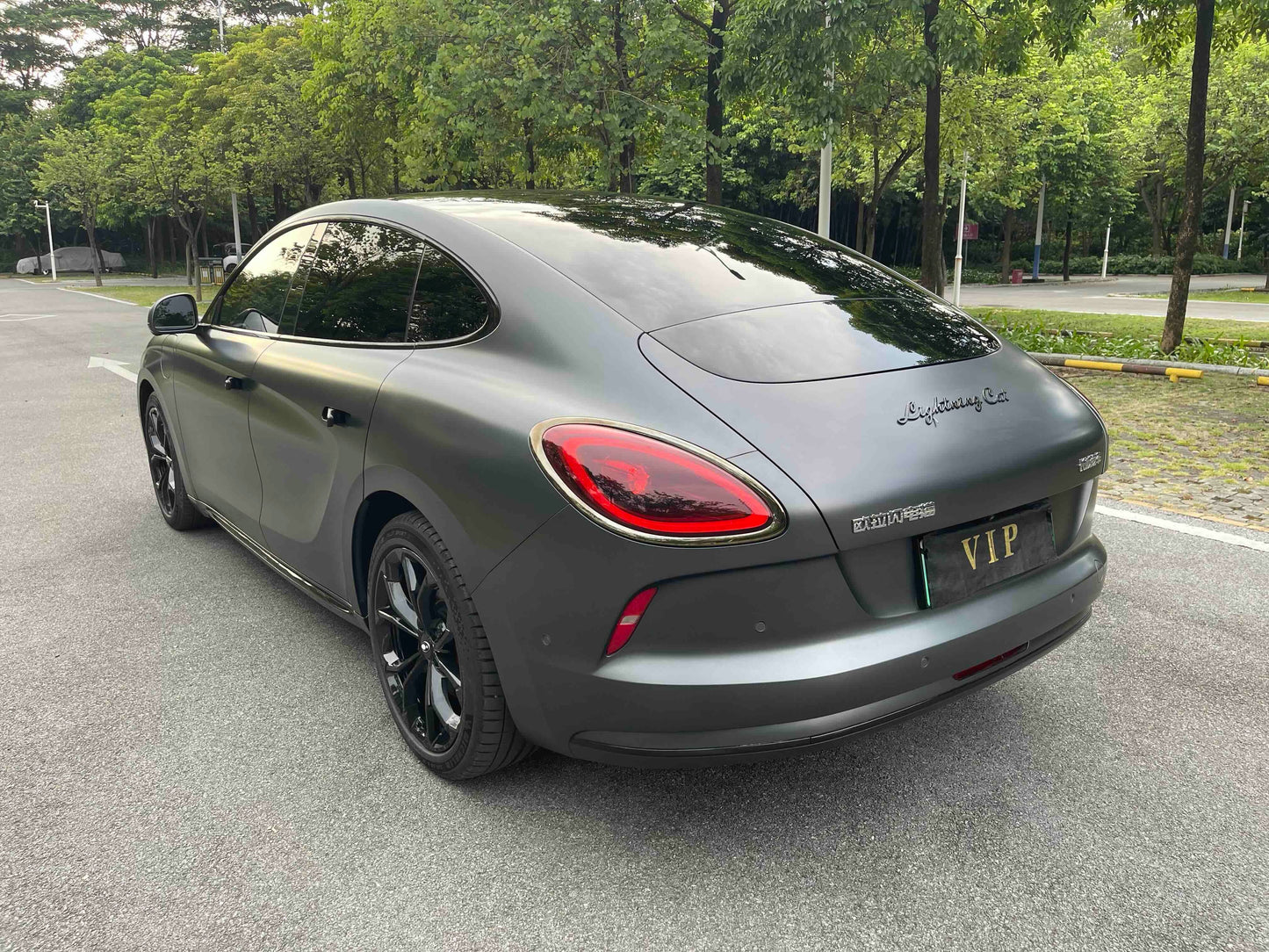 2024 Ora Lightning Cat Dark Night Edition 555km Premium Edition -CG1703755