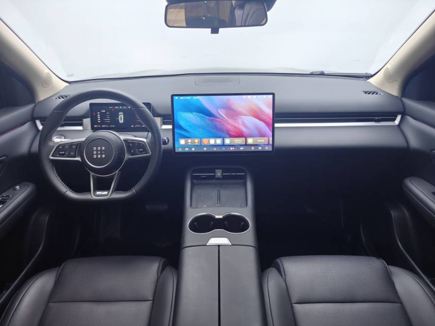 2025 Landian E5 PLUS 1.5L DE-i Base 5-Seater -CG1703760
