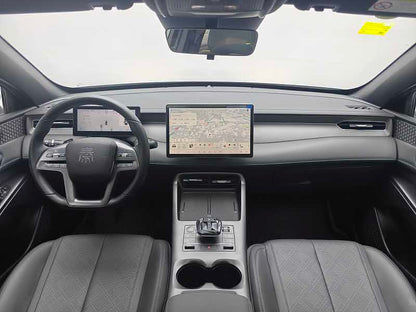 2025 Qin PLUS DM-i Intelligent Driving Edition 55KM Surrounding Model -CG1703772