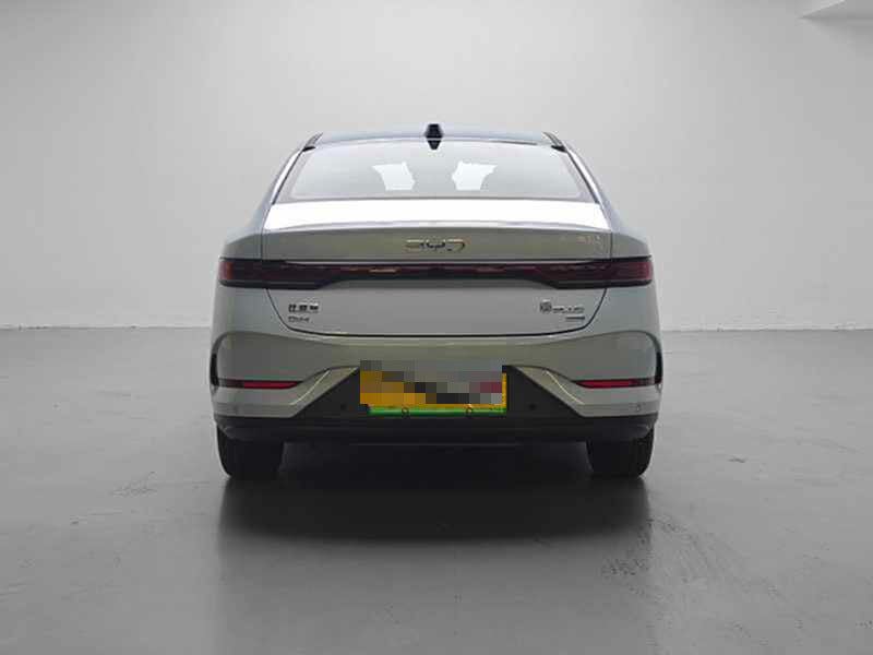 2025 Qin PLUS DM-i Intelligent Driving Edition 55KM Surrounding Model -CG1703772