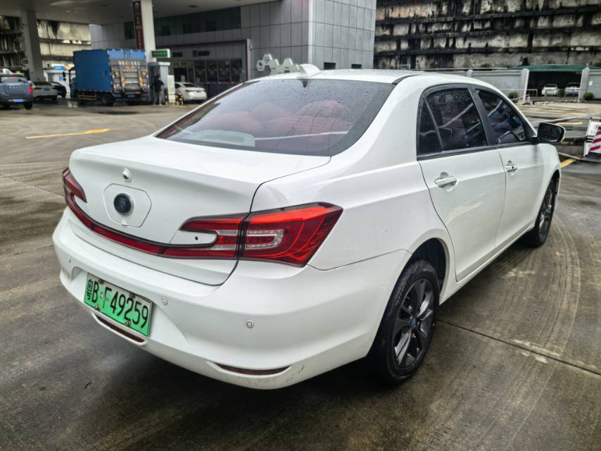 2017 BYD Qin New Energy 1.5T Dual-Clutch Premium -CG1703803