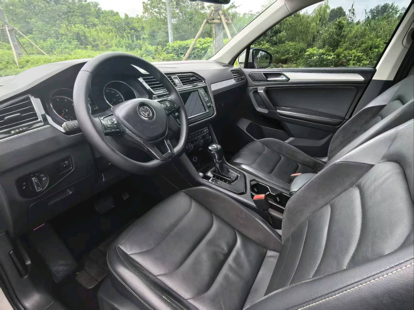 2017 Volkswagen Tiguan L 1.8T 330TSI Dual Clutch Luxury Edition Front-Wheel Drive -CG1703996