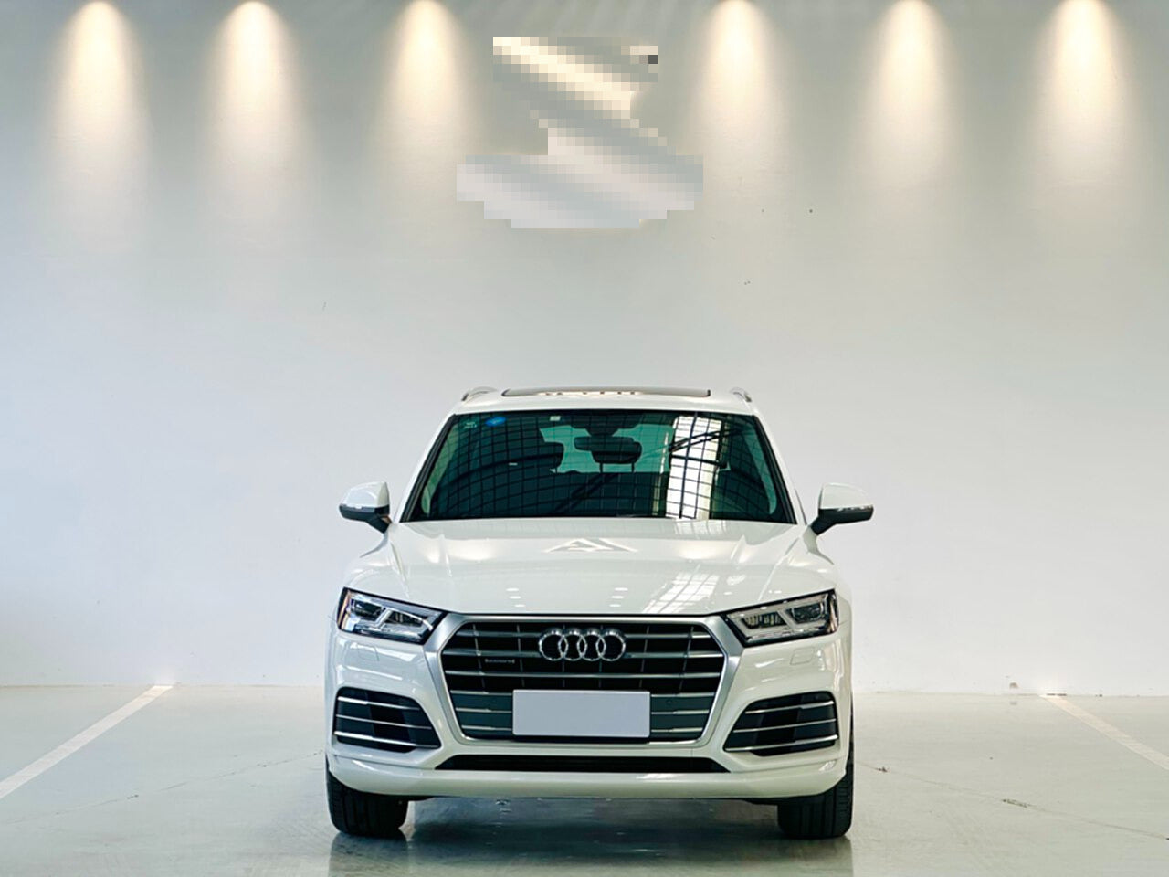 2018 Audi Q5L 2.0T Dual-Clutch 45TFSI Premium Fashion National VI -CG1704045