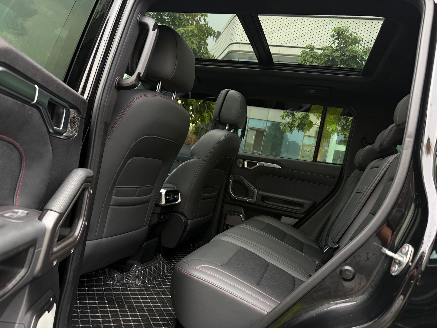 2023 Jetour Traveler 2.0T 4WD Cross PRO+ -CG1704068