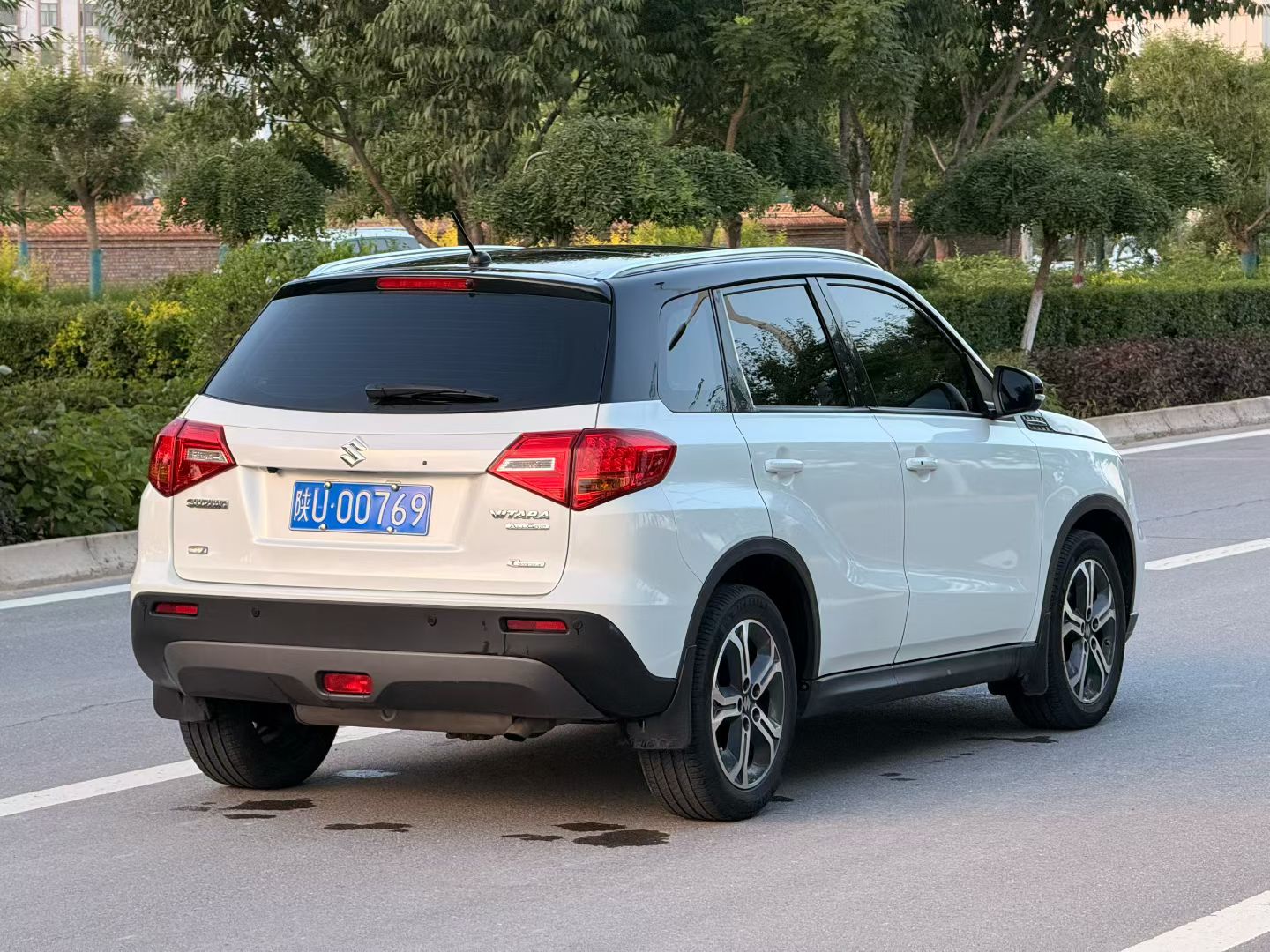 2016 Suzuki Vitara 1.4T Automatic AWD Flagship -CG1704117