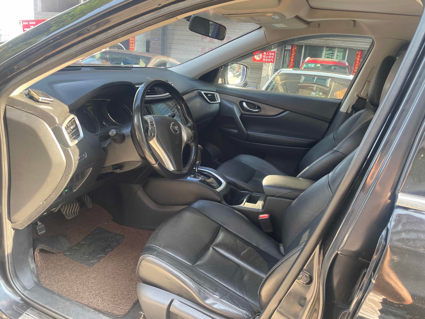 2015 Nissan X-Trail 2.0L CVT Comfort MAX Version 2WD -CG1704129