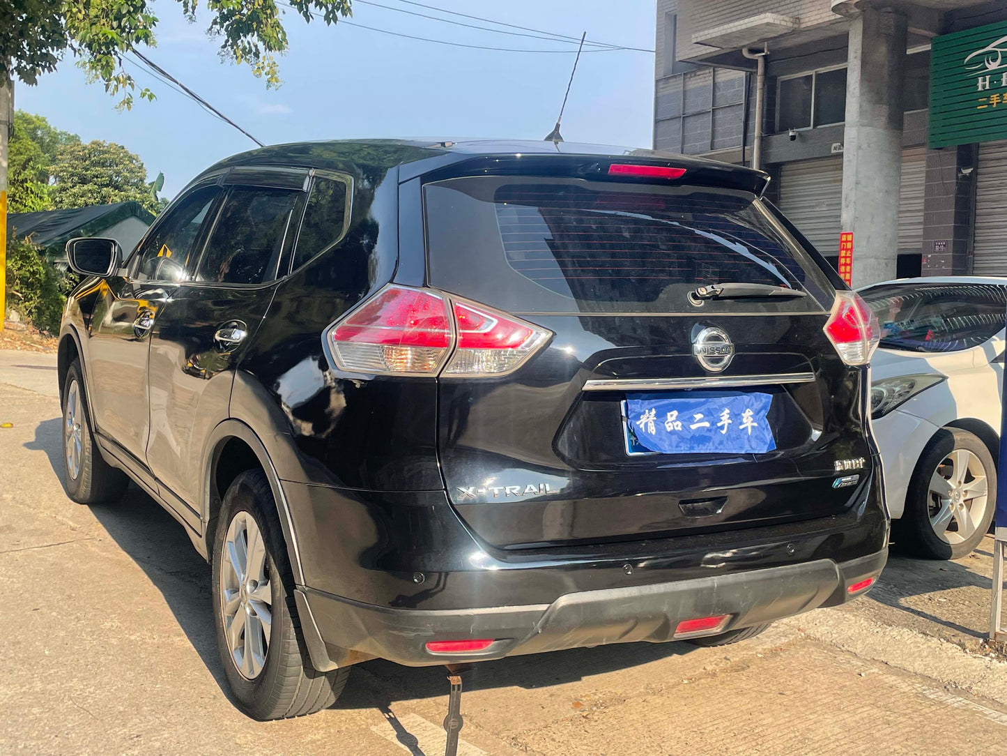 2015 Nissan X-Trail 2.0L CVT Comfort MAX Version 2WD -CG1704129
