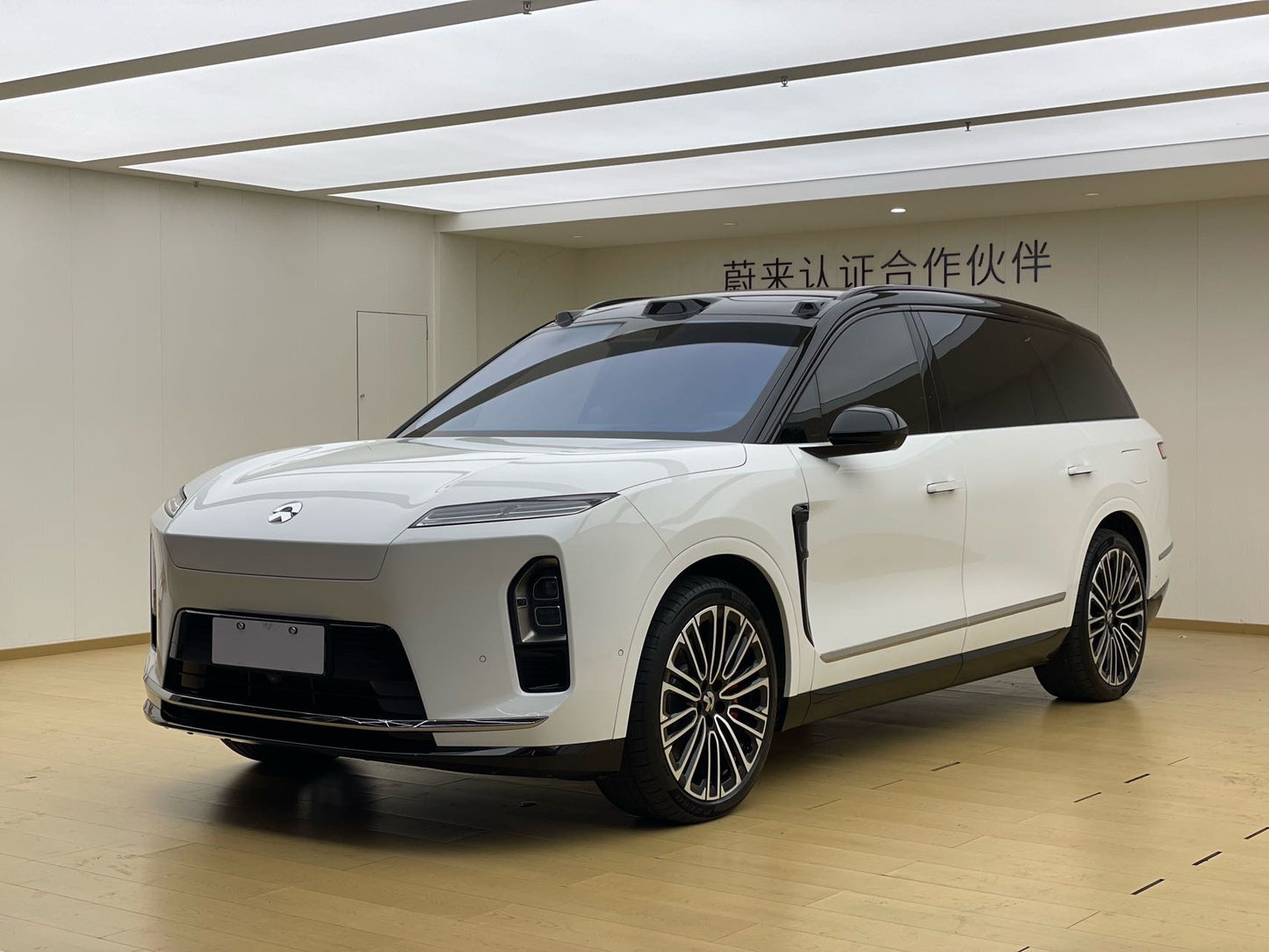 2026 NIO ES8 6-Seat Executive Signature Edition -CG1704355