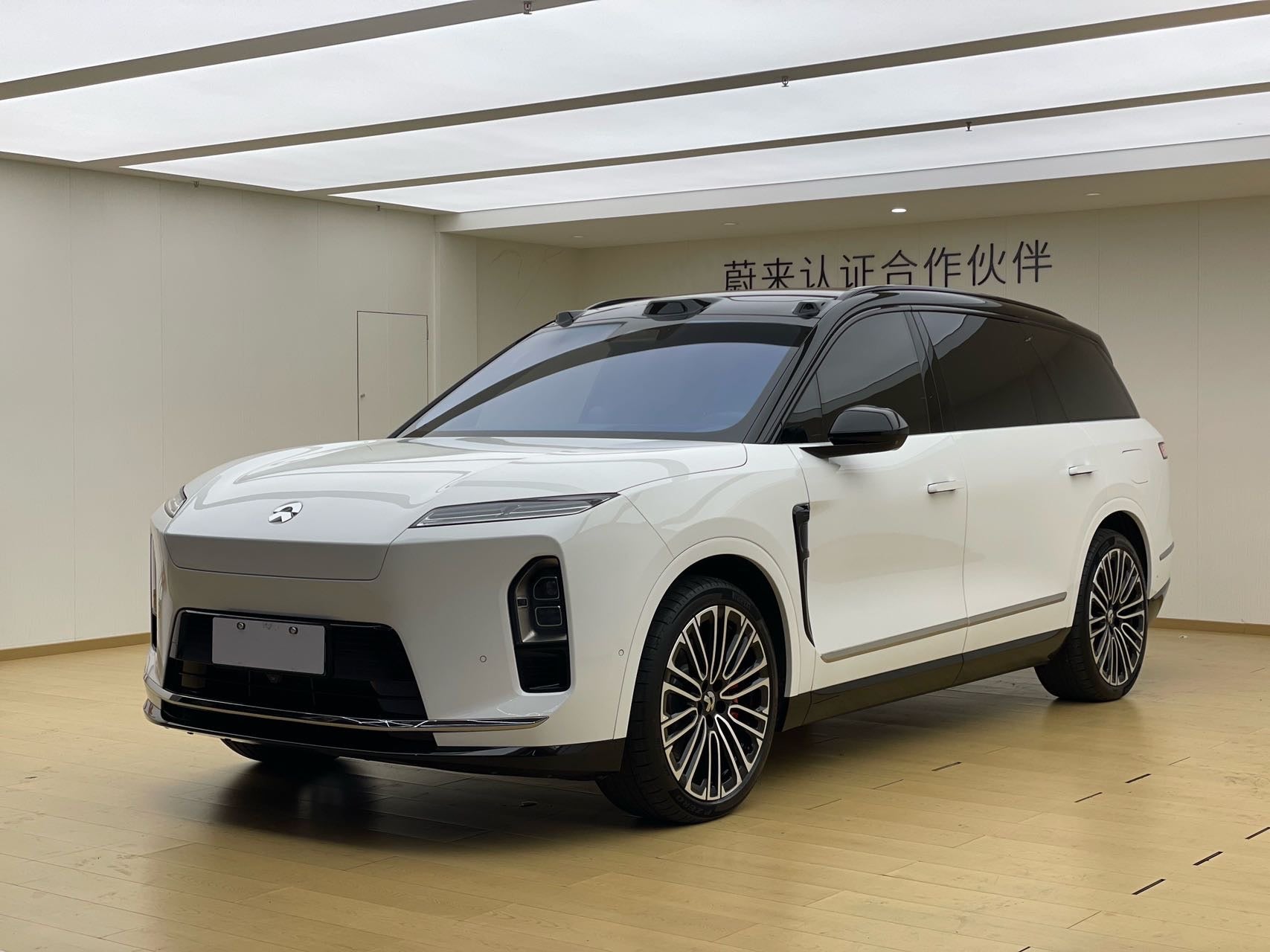 2026 NIO ES8 6-Seat Executive Signature Edition -CG1704355