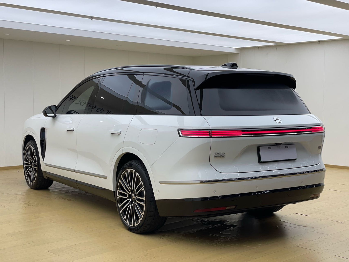 2026 NIO ES8 6-Seat Executive Signature Edition -CG1704355