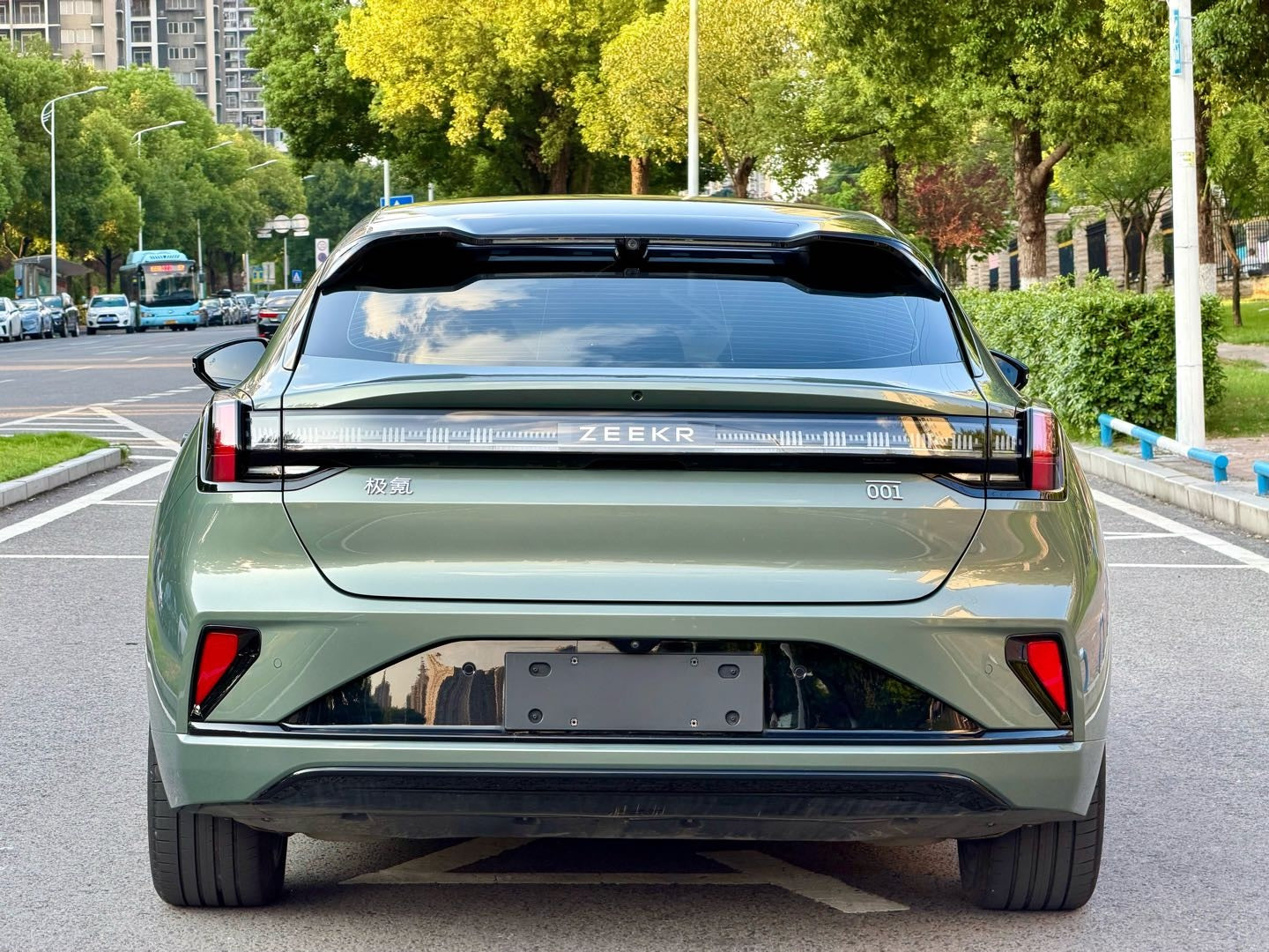 2024 Zeekr 001 WE Version 95kWh AWD -CG1704375