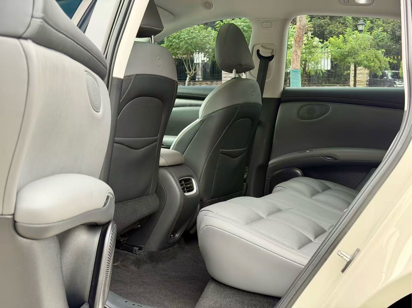 2023 IM LS6 Max Standard Edition -CG1704388