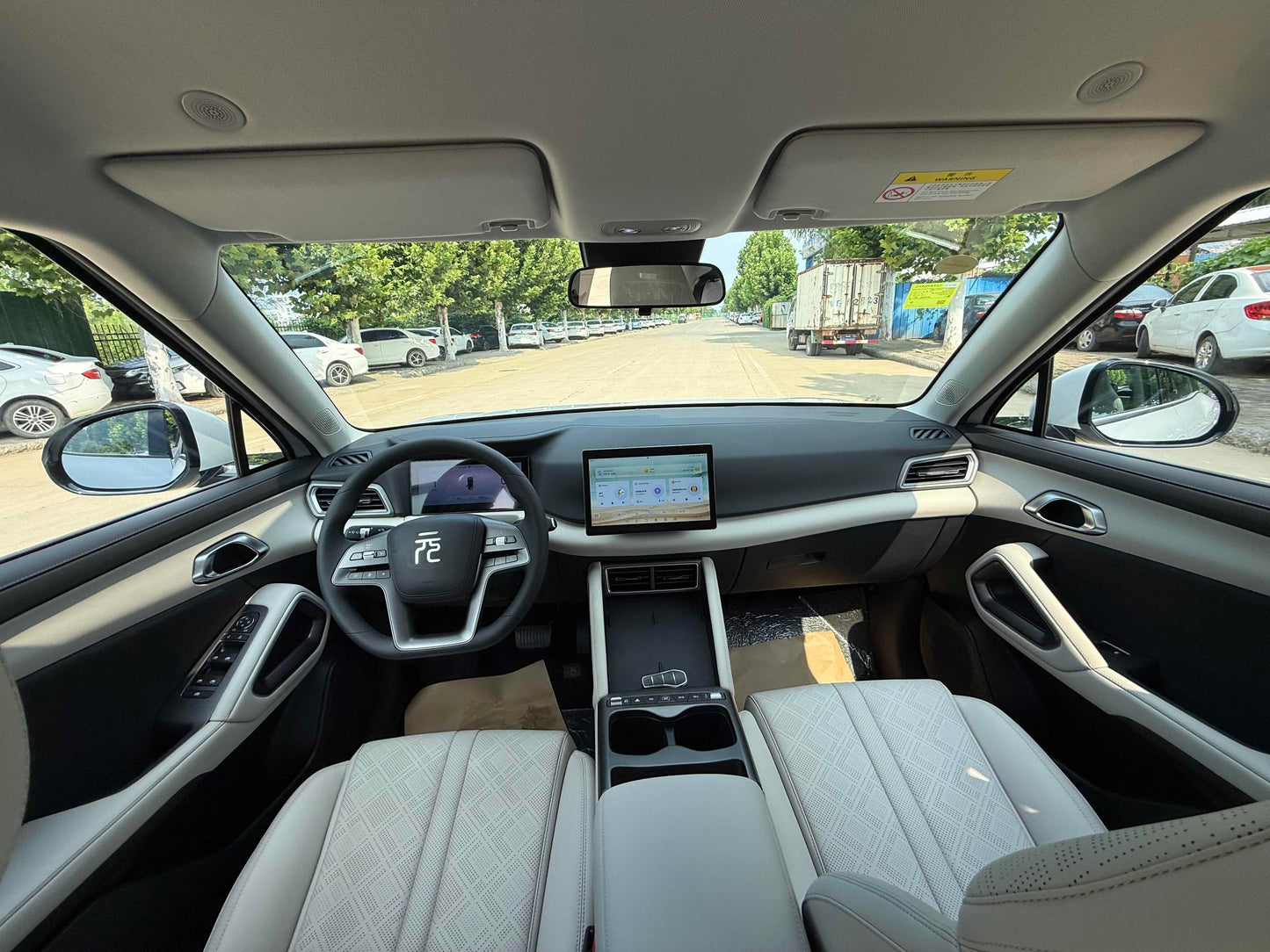 2025 BYD Yuan UP 301KM Pilot -CG1704392
