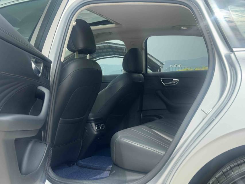 2025 Roewe D7 DMH 125km World Champion Edition -CG1704888