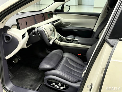 2023 IM LS7 90kWh Elite AWD -CG1705271