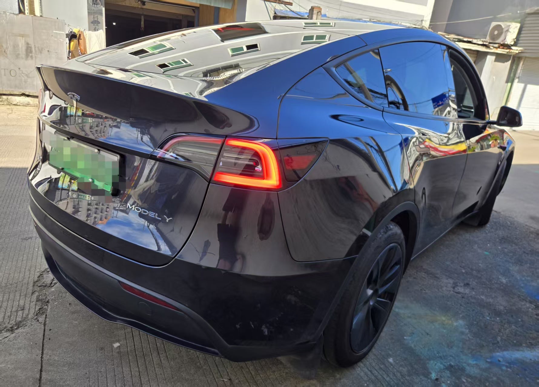 2024 Tesla Model Y Rear-Wheel Drive -CG1705283