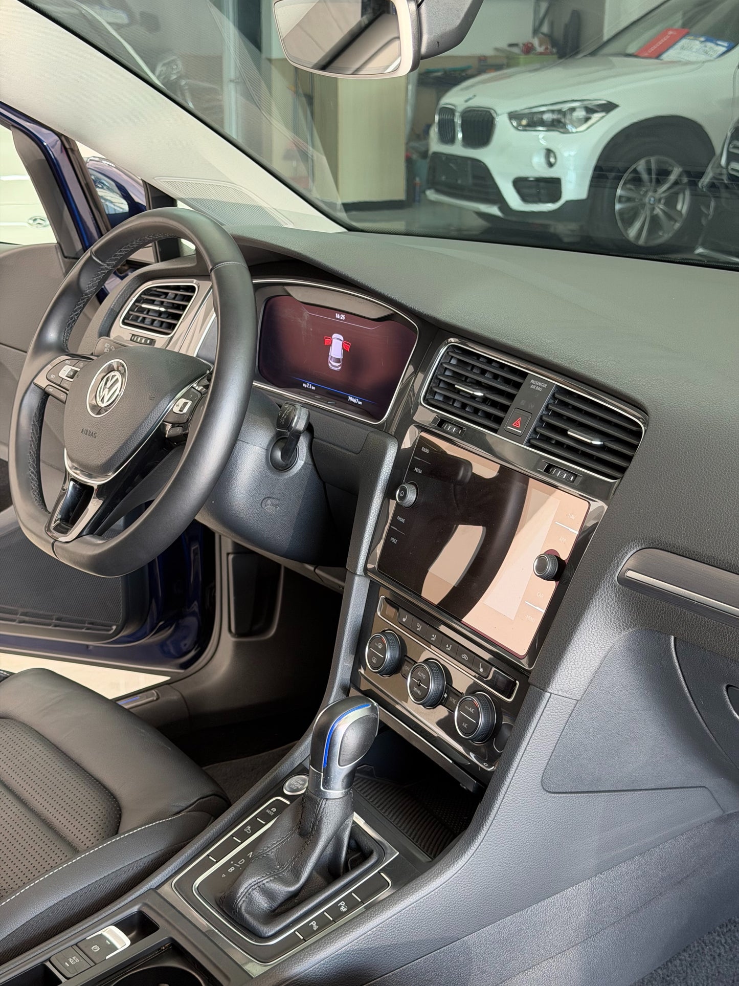 2018 Volkswagen Golf Electric e-Golf -CG1705300