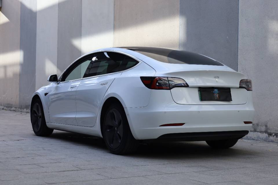 2019 Tesla Model 3 Electric Standard Range Rear-Wheel Drive Upgrade Edition -CG1705324