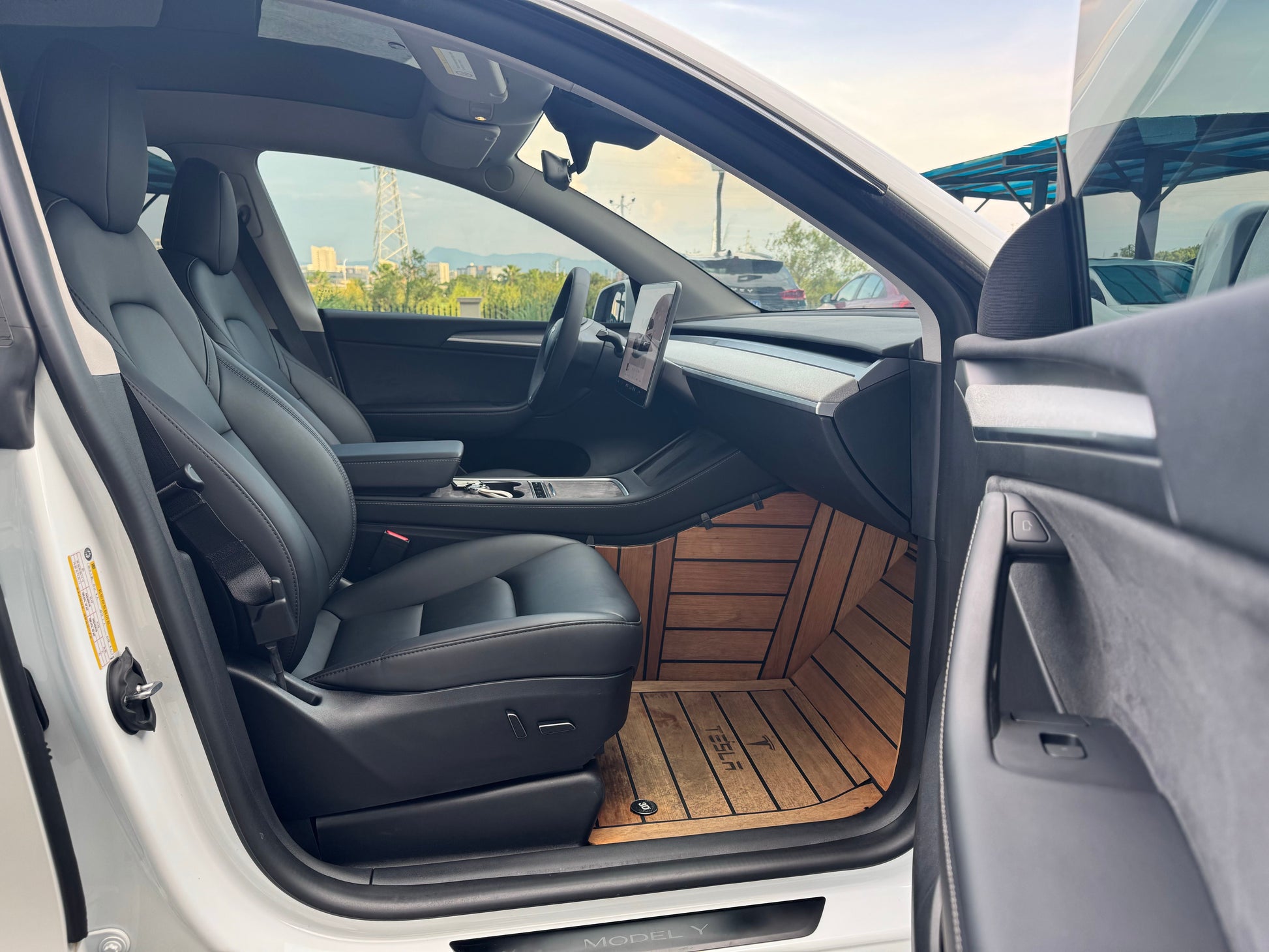 2023 Tesla Model Y Electric 688km Long Range All-Wheel Drive -CG1705010