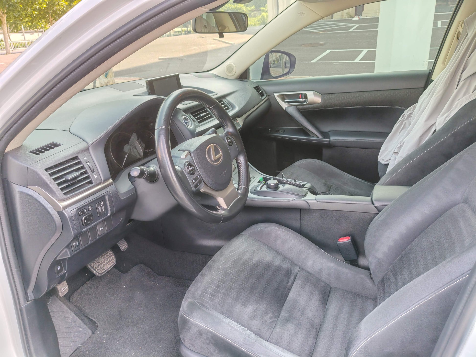 2014 Lexus CT 1.8L CVT 200h Comfort Edition (Two-tone) -CG1705133