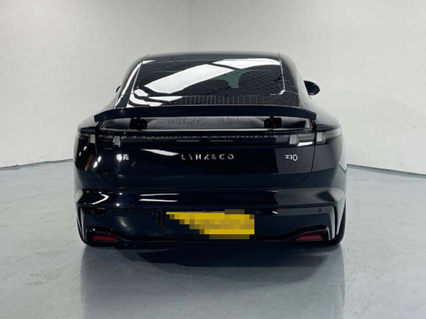 2024 Lynk & Co Z10 766km Rear-Wheel Drive Max -CG1705154
