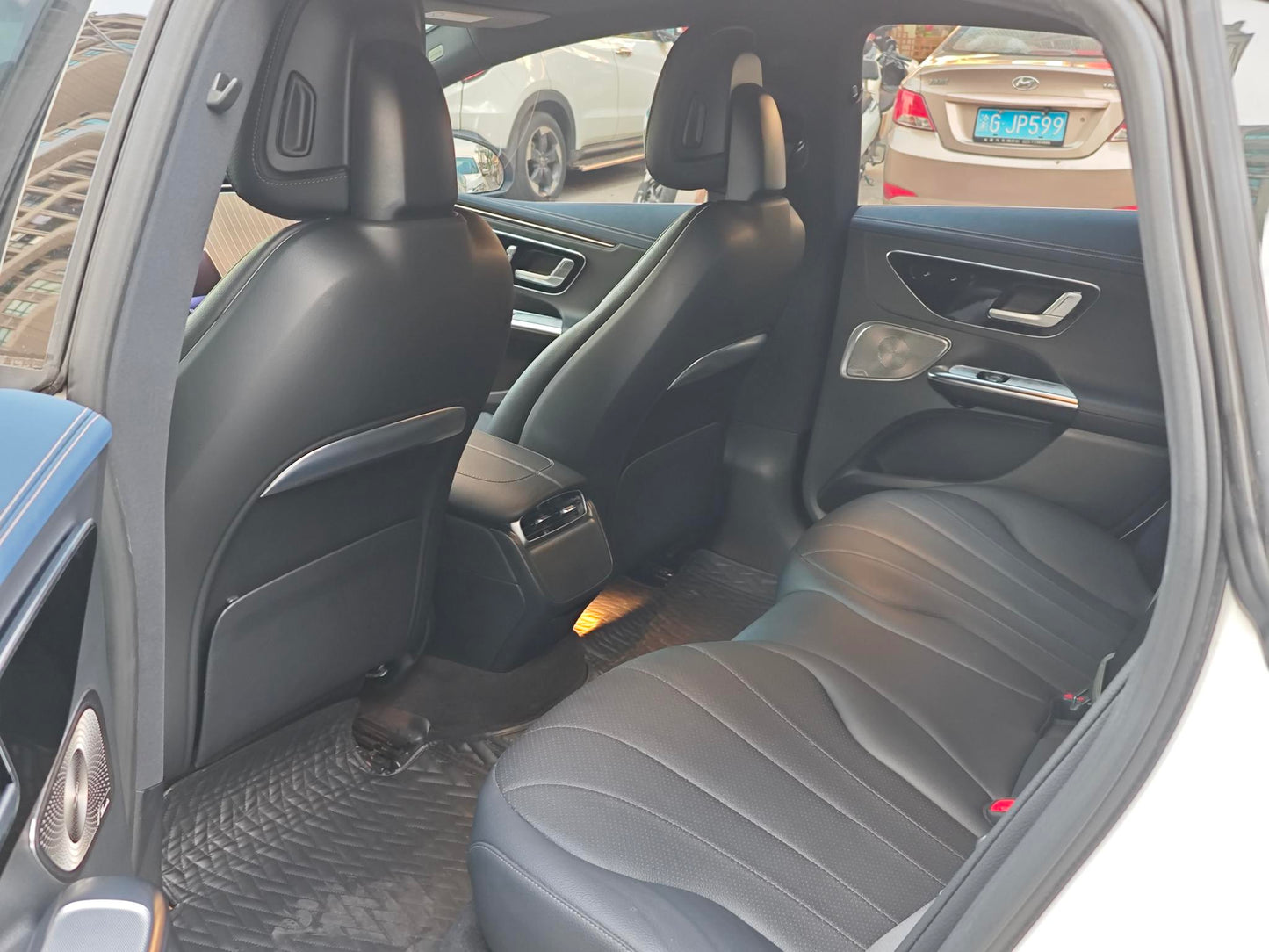 2022 Mercedes-Benz EQE Electric EQE 350 Luxury -CG1705333