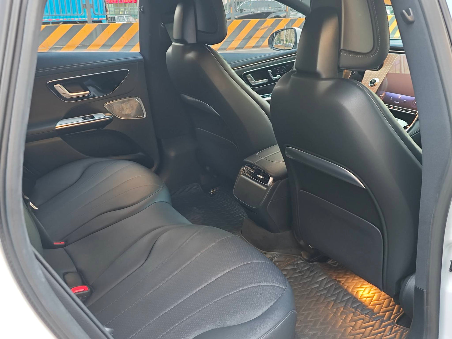 2022 Mercedes-Benz EQE Electric EQE 350 Luxury -CG1705333