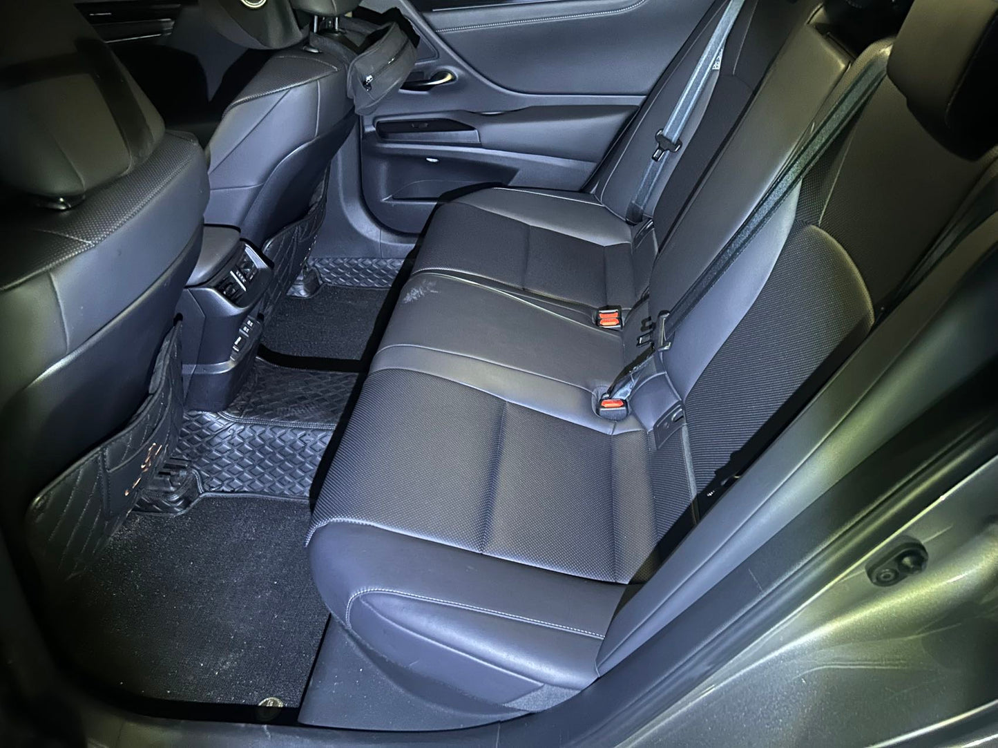 2020 Lexus ES 2.5L CVT 300h Excellence Edition -CG1705392