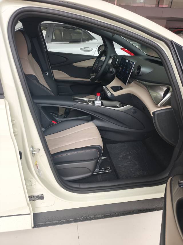 2025 Li L9 Ultra Smart Refresh Edition -CG1705488