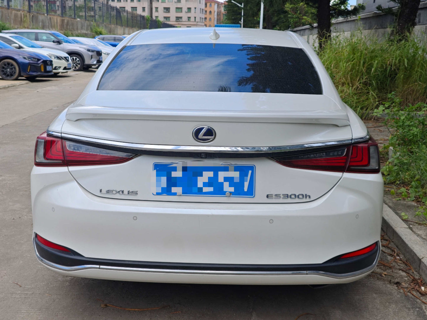2021 Lexus ES 2.5L CVT 300h Premium Edition -CG1705558
