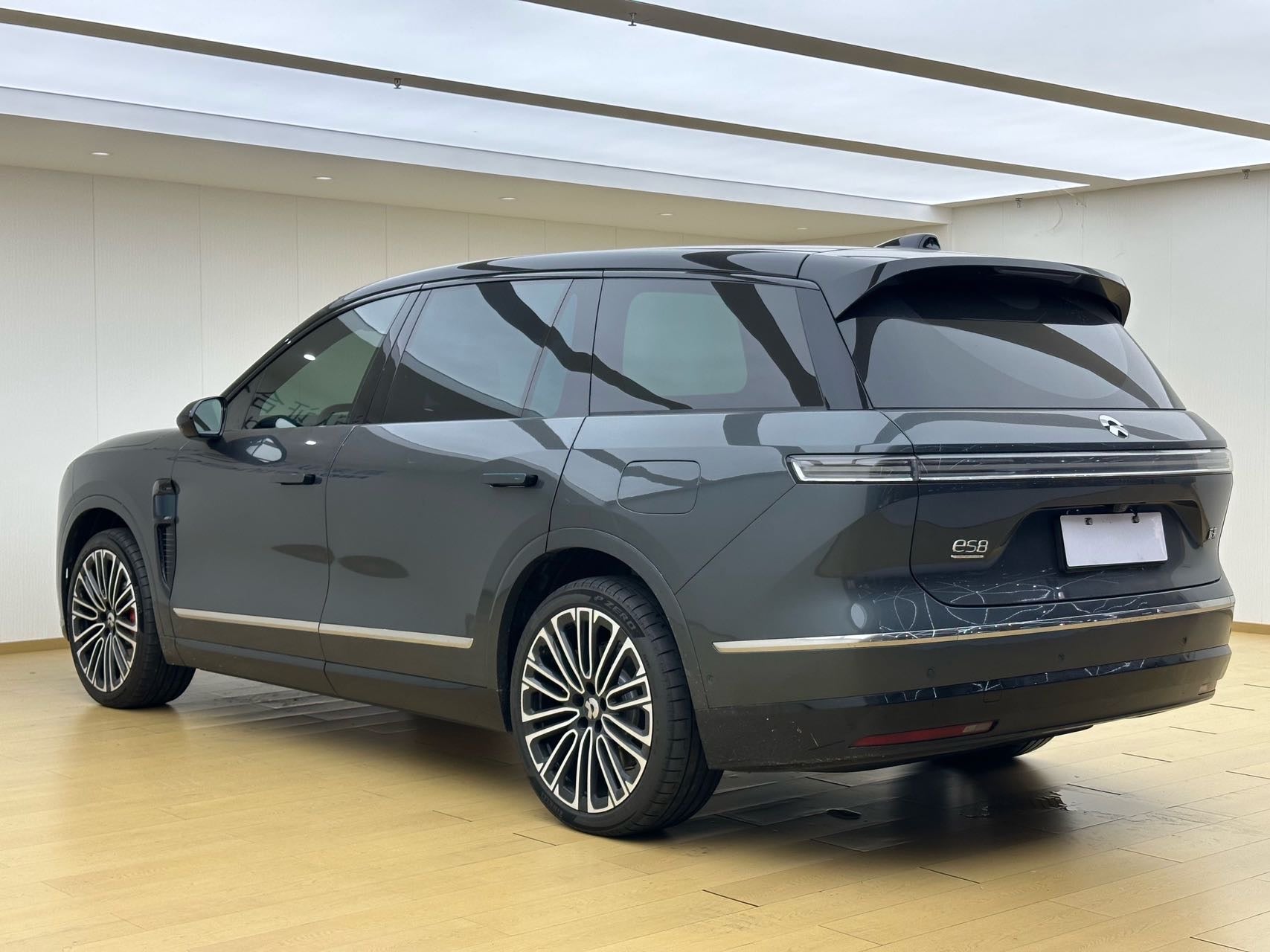 2026 NIO ES8 6-Seat Executive Signature Edition -CG1705685