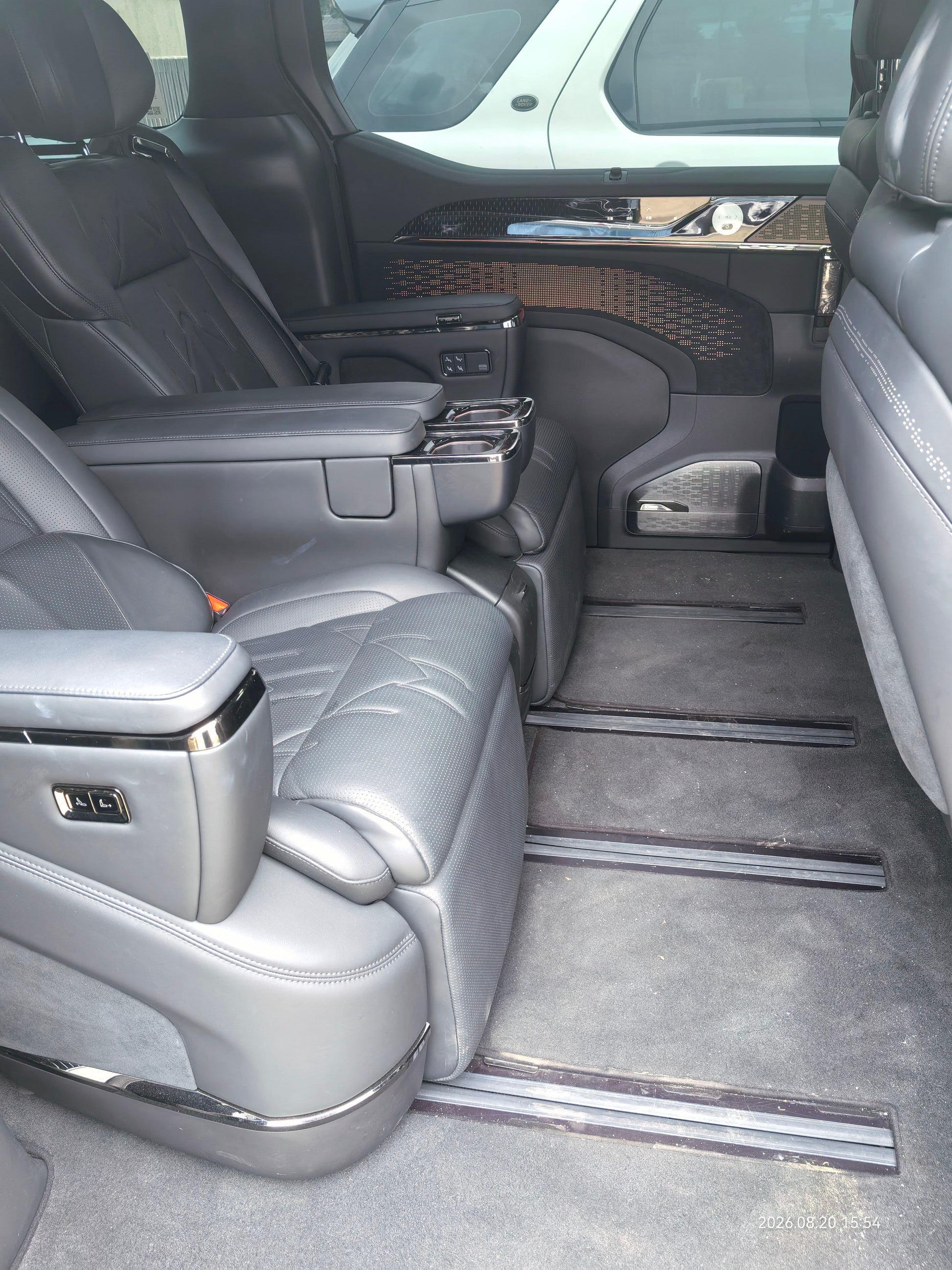 2024 Zeekr 009 108kWh Four-Wheel Drive 6-Seat Executive Edition -CG1705809