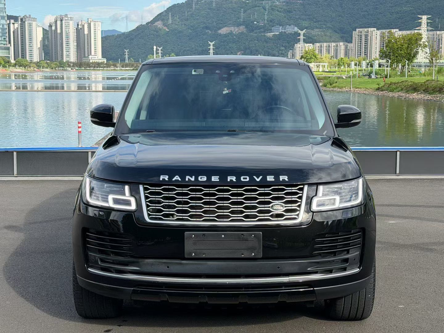 2018 Land Rover Range Rover 3.0T Automatic V6 Legend Edition -CG1706145
