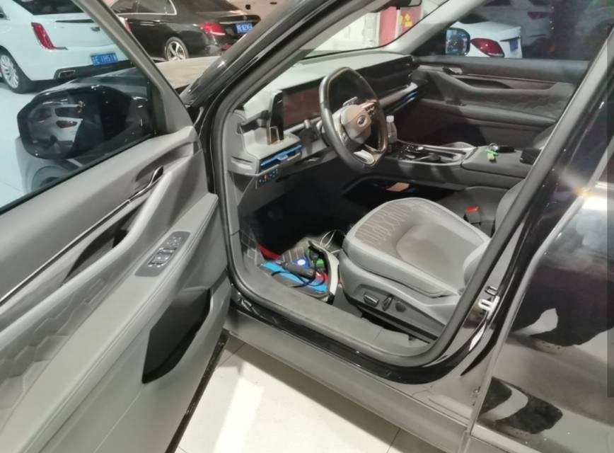 2023 Edge Edge L 2.0T EcoBoost Two-Wheel Drive 7-Seat Luxury -CG1706000