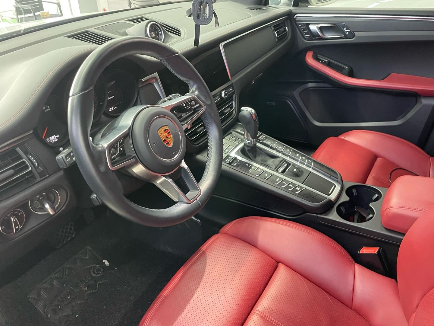2021 Porsche Macan 2.0T Dual-Clutch Macan -CG1706077