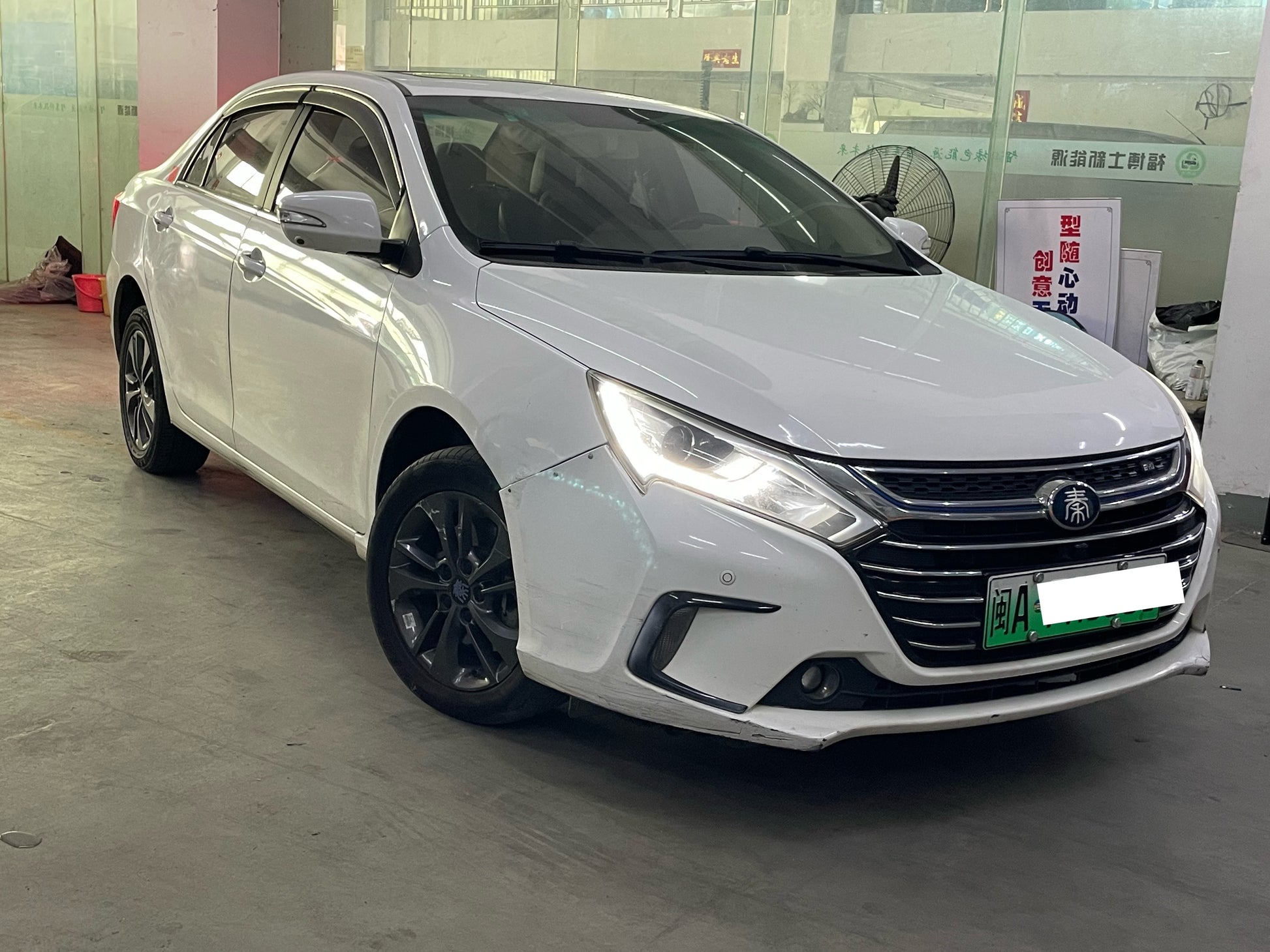 2017 BYD Qin New Energy 1.5T Dual Clutch Premium -CG1706776