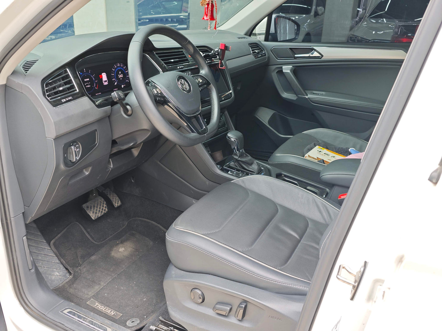 2020 Volkswagen Tiguan L 1.4T Plug-in Hybrid Dual-Clutch Plug-in Hybrid Flagship -CG1706845