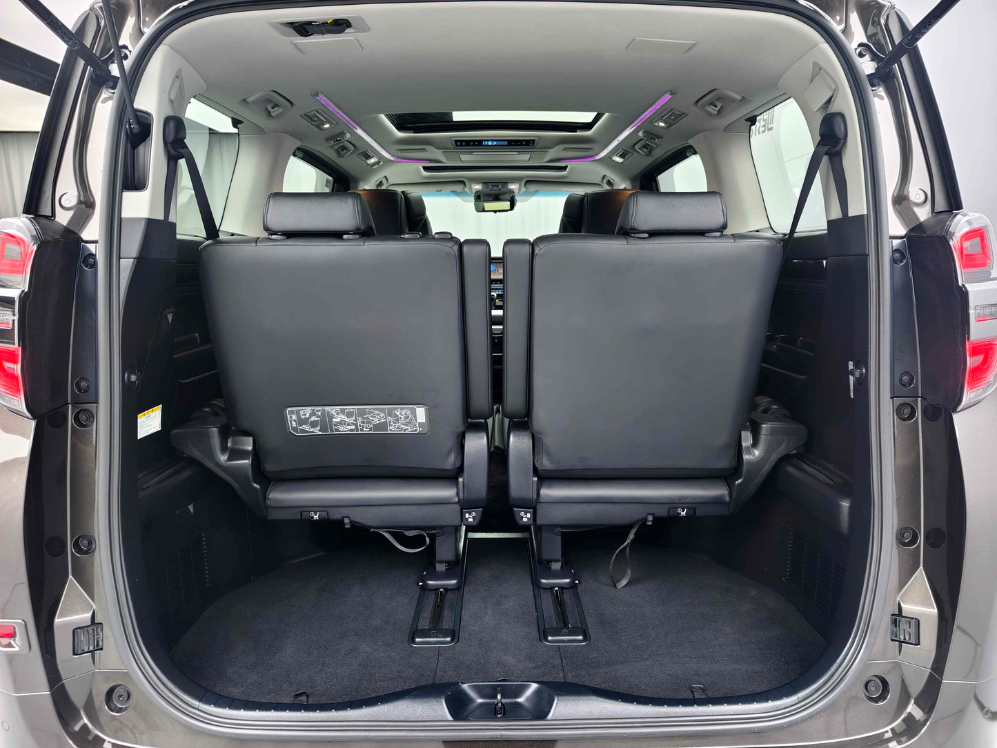 2019 Toyota Vellfire 2.5L CVT Hybrid HV Luxury Edition -CG1707160