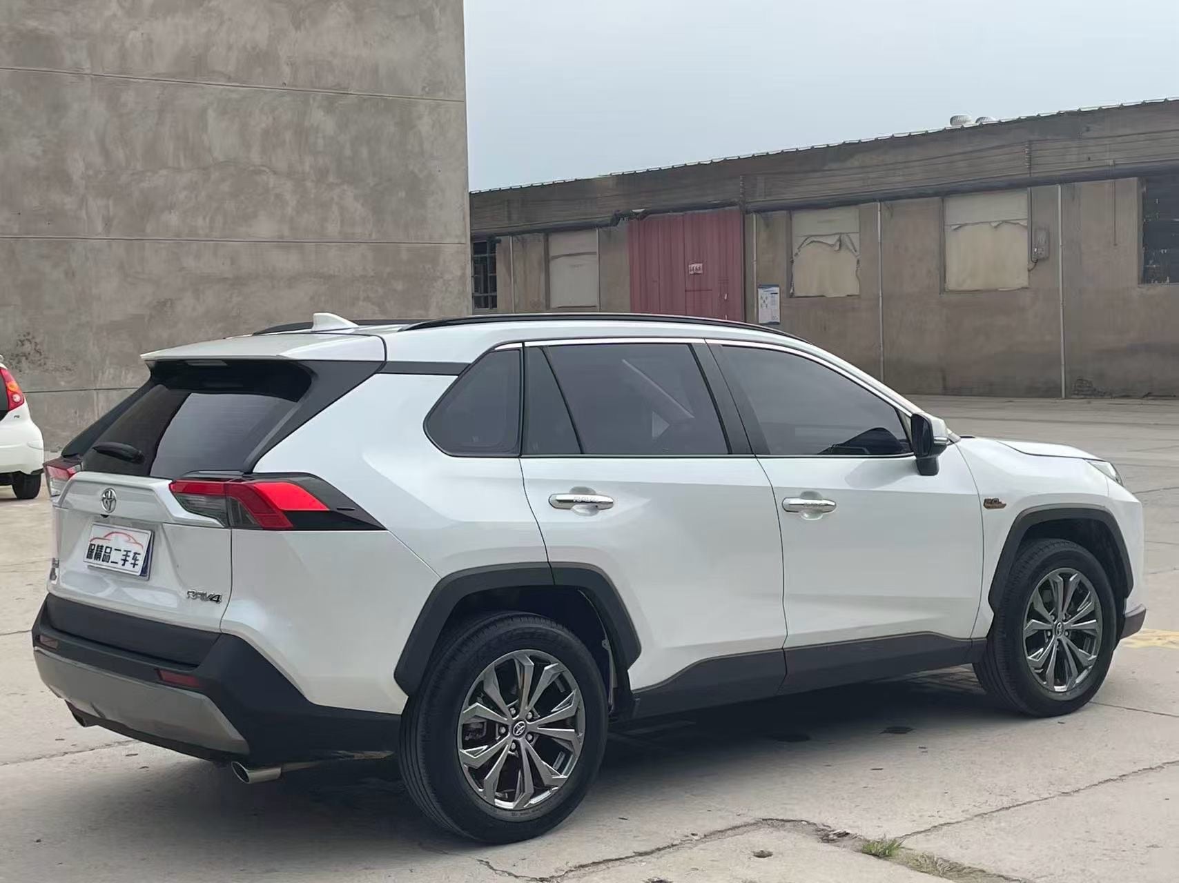 2023 Toyota RAV4 2.0L CVT Two-Wheel Drive Fashion PLUS Edition -CG1707690